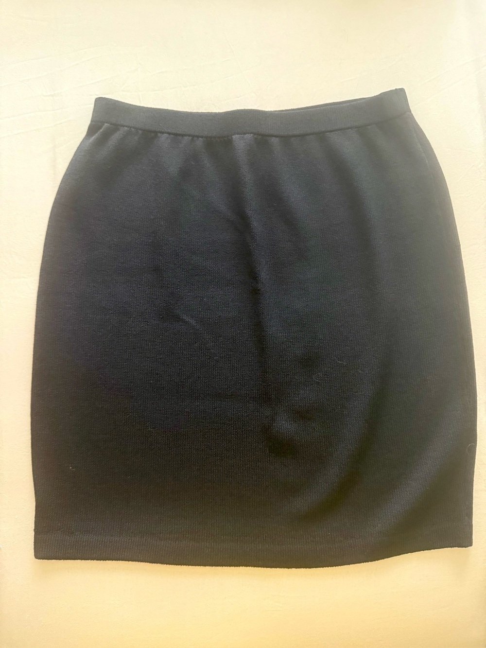 St. John Basic Black Knit Skirt -Santana Knit 14